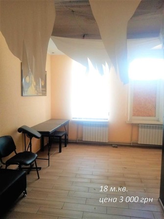 Здаються в оренду кабінети р-н кр. ринку - фото 1