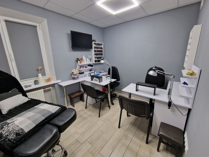 Оренда кабінету майстрів манікюру - фото 1