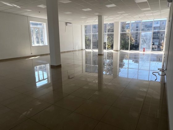 Оренда комерційного приміщення Лозовая