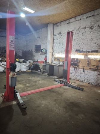 Здам в оренду підйомник, робоче місце з інструментами - фото 1