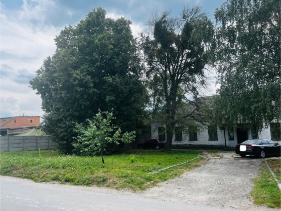 Оренда офісних приміщень, гараж Лубны