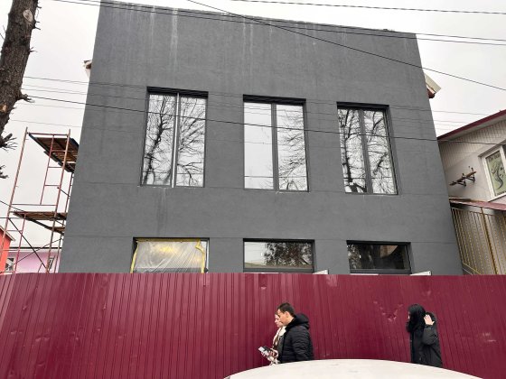 Оренда фасадної будівлі 306,7м поруч з ринком Могилев-Подольский