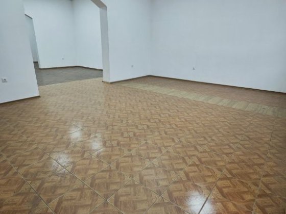 Здам приміщення в центрі міста 130 м² Мукачево