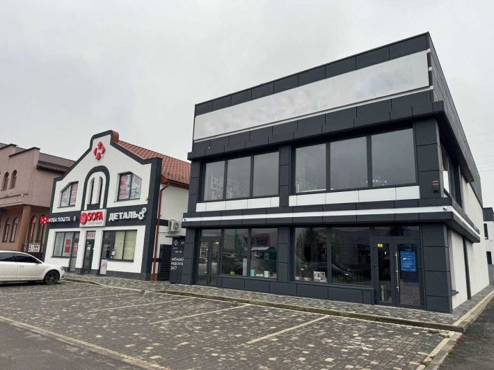 Оренда торгового приміщення 430 м2 м. Мукачево БЕЗ КОМІСІЇ!!! - фото 1