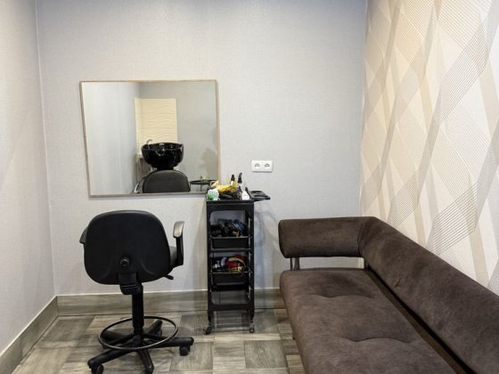 Здам в оренду кабінет для перукаря Звягель