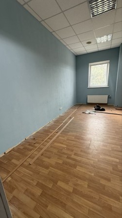 Офіси в оренду м. Обухів - фото 1