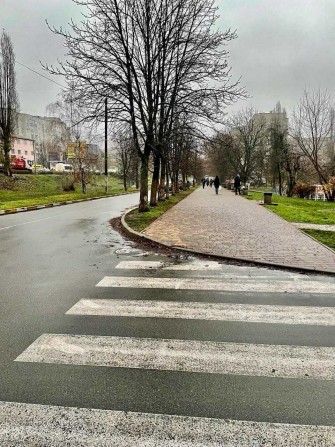 Оренда комерц. приміщ. 1-й і 4-й поверхи Обухів, р-н Піщана - фото 1