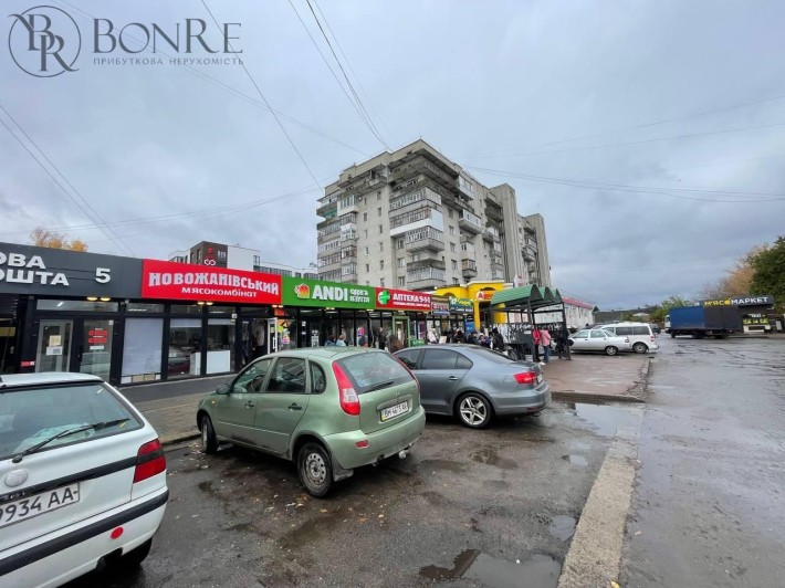 Оренда, Фасадний вхід, Торгового Приміщення, Ромни 35м2 - фото 1