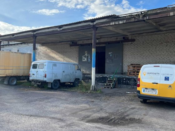 Оренда 118 м.кв в м. Сарни Склад (Комерційні та Складські приміщення) Сарны