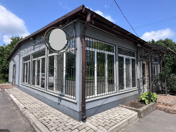 Оренда комерційного приміщення 55 м² у прохідному місці - фото 1