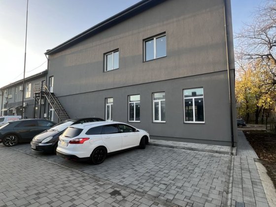 Оренда комерції 700 м² у Стрию, під склад або магазин Стрий