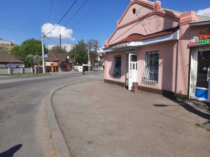 Здається комерційне приміщення 25 м² біля прохідної вулиці - фото 1