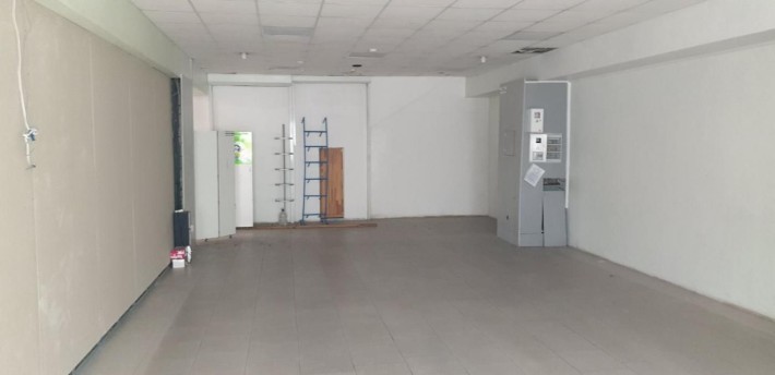 Твій бізнес у центрі міста — 90 м² в топовій локації! - фото 1
