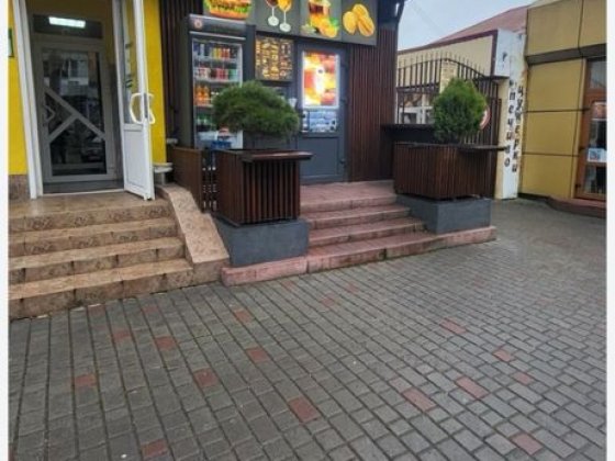 Оренда. Фасад. Окремий вхід. Трафік!