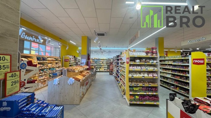 Оренда фасадного приміщення в топовій локації - фото 1