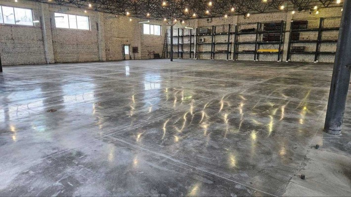 Оренда складу 900 м2, нова антипилова підлога - фото 1