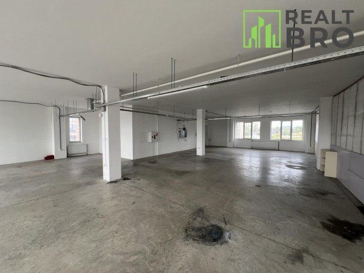 Приміщення під швейний цех. 40 кіловат і ліфт - фото 1