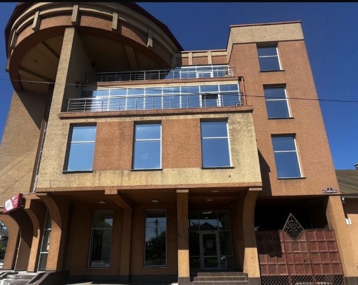 Здаєть в Здається в оренду комерційне приміщення -1 поверсі - фото 1