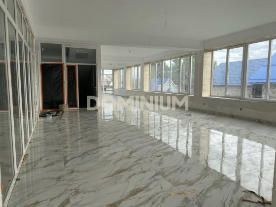 Оренда! Комерційне приміщення преміум-класу – 200 м² !! Хуст