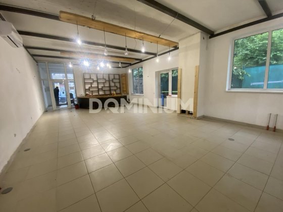 Комерційна пропозиція!! Оренда приміщення в центрі Хуста! Хуст