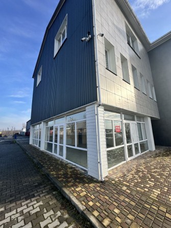 Комерційне приміщення 100 м² - фото 1