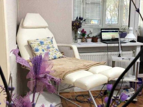 Оренда місце для майстра манікюру в салоні краси Чугуев