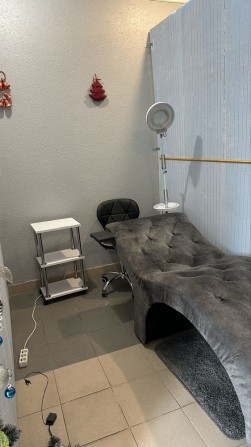 Оренда кушетки анатомічної для нарощення вій - фото 1