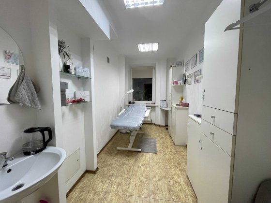 Оренда приміщення під кабінет косметолога, масажиста в центрі міста Хмельницкий