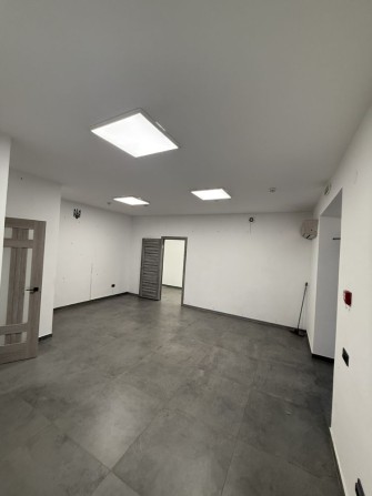 Здається в оренду приміщення в центрі м. Шептицький - фото 1