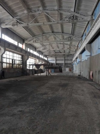 Сдается цех в аренду 1386м2 ПГТ Новопокровка (Чугуевский р-н). - фото 1