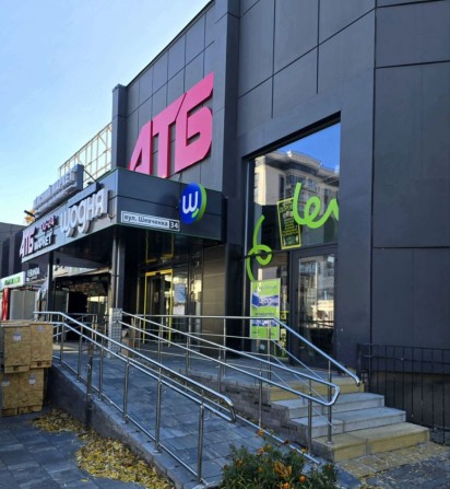 Здам в оренду приміщення в Центрі міста - фото 1