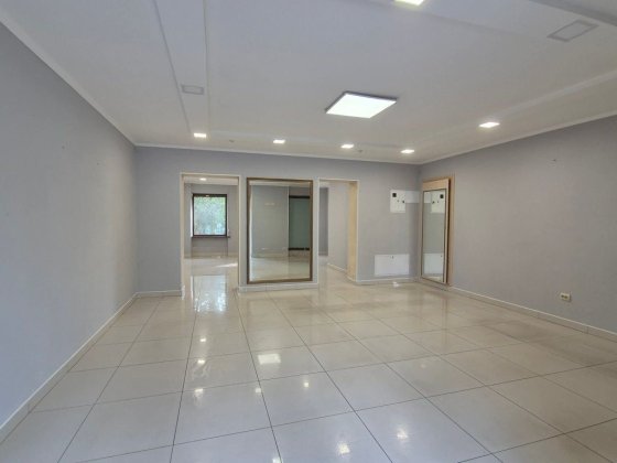 Оренда! Приміщення в центрі міста Шептицкий