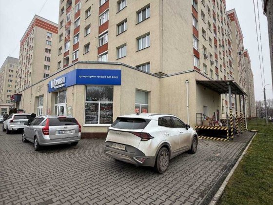 Фасадне приміщення на оренду Хмельницкий