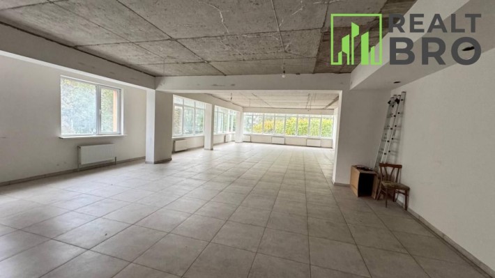 Світле та просторе приміщення на Виставці, 146 м2 - фото 1