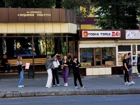 Фасадне приміщення на зупинці! Хмельницкий