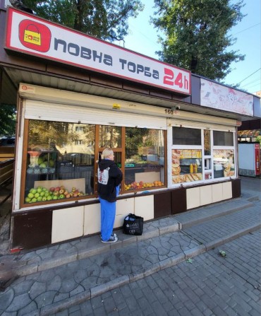 Оренда МАФу на Інститутській - фото 1