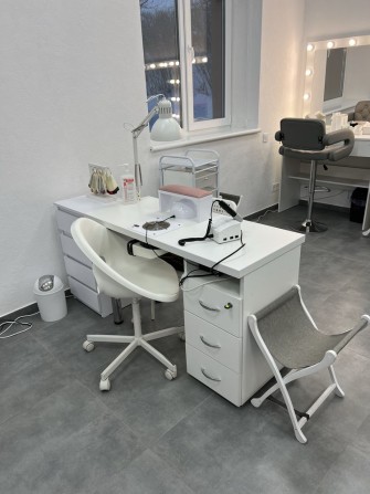 Оренда місця,стола,кушетки для майстра бровіста, візажист, лашмейкер - фото 1