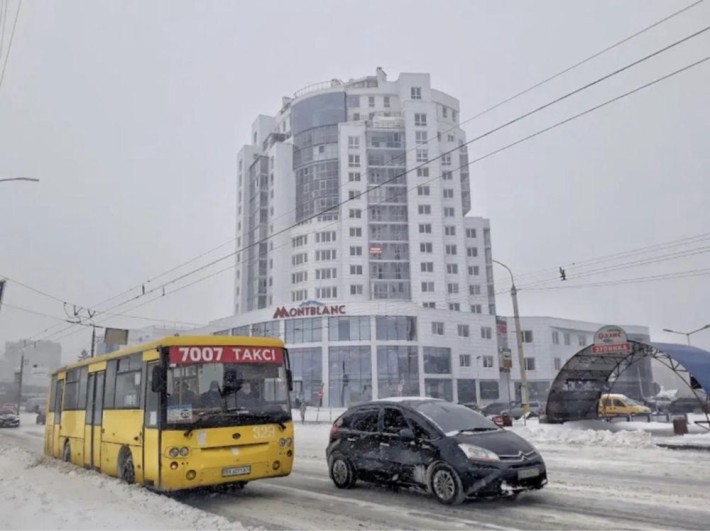 Приміщення в топовій локаціі  для оренди! - фото 1