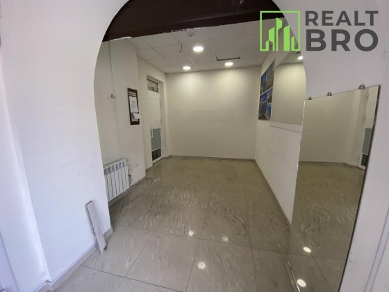 Фасадне приміщення в центрі міста, 15 м2 Хмельницкий