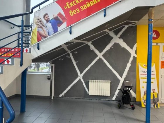 Торгова площа в оренду, острівок в ТЦ Хмельницкий