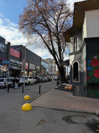 Центр  міста. Фасад. Напроти Квартал. - фото 1