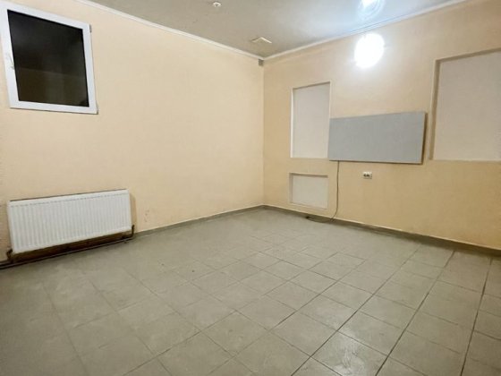 Оренда комерційного приміщення(масив Леваневський)