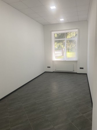 Світло є завжди! Оренда кабінету в бізнес центрі - фото 1