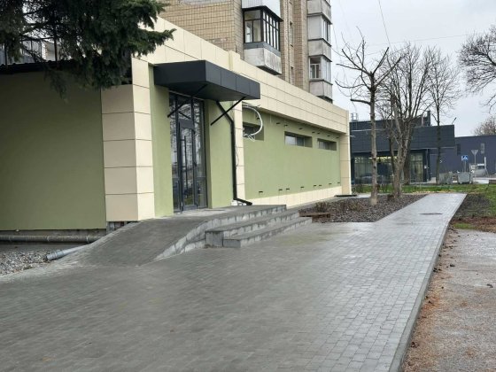 Здам 220м2! Фасад! Стоянка!Об'єкт біля нового АТБ в одній лінії!Центр! Біла Церква