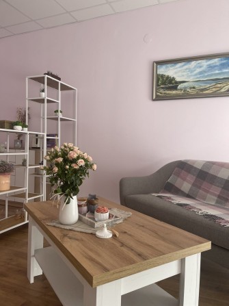 Здам приміщення в центрі з меблями - фото 1