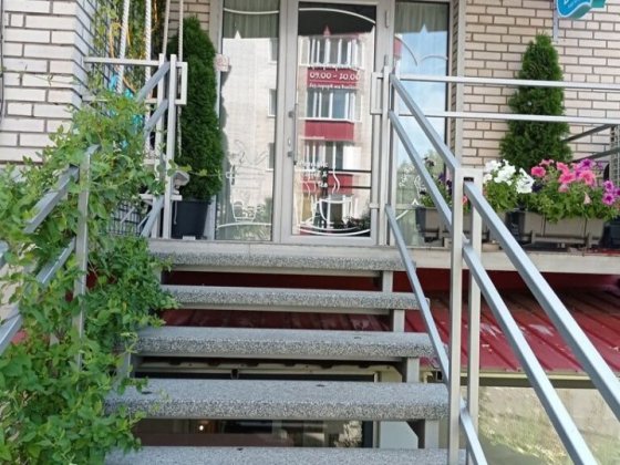 Оренда комерційного  приміщення на Зарічанській!!!