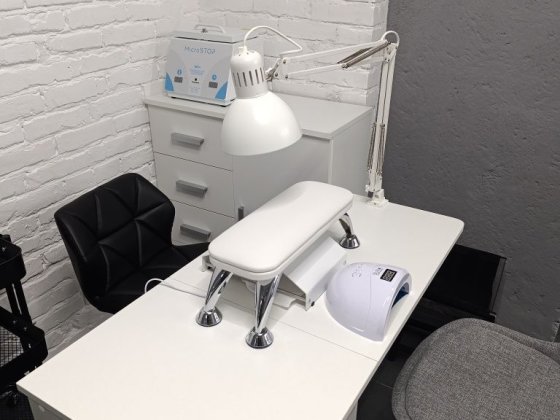 Оренда місця майстра манікюру Бориспіль