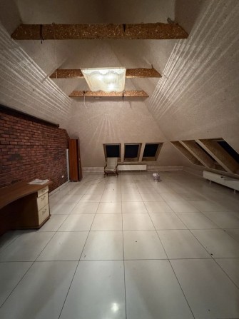 Оренда комерційного приміщення 250 м²  ТРЦ Мон Сіті - фото 1