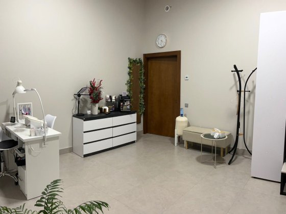 Оренда кабінету 19.3 кв.м. ГЕНЕРАТОР, велика парковка Буча