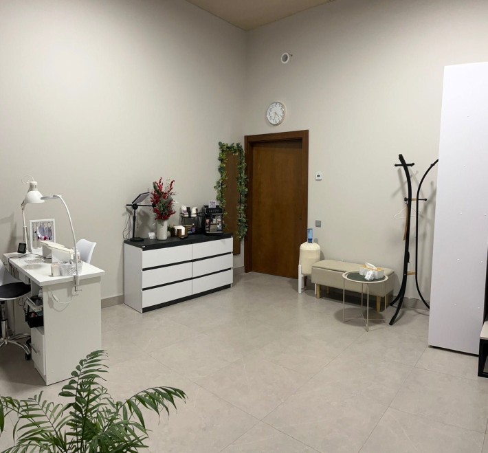 Оренда кабінету 19.3 кв.м. ГЕНЕРАТОР, велика парковка - фото 1